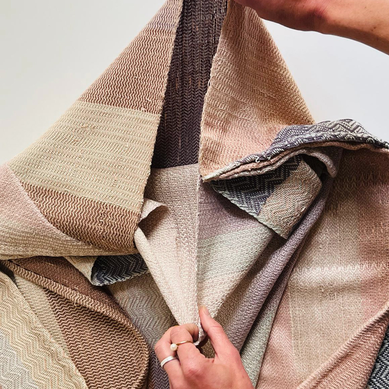 Textiles envelope 4